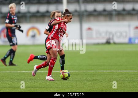 Linkoping, Schweden. November 2020. Madelen Janogy (#20) während des Spiels in der Damallsvenskan Runde 20 zwischen Linkoping und Pitea in der Linkoping Arena in Linkoping Mia Eriksson/SPP Credit: SPP Sport Press Photo. /Alamy Live Nachrichten Stockfoto