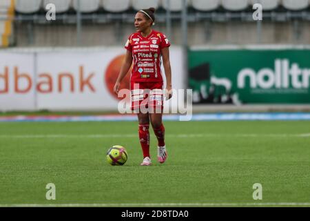 Linkoping, Schweden. November 2020. Madelen Janogy (#20) während des Spiels in der Damallsvenskan Runde 20 zwischen Linkoping und Pitea in der Linkoping Arena in Linkoping Mia Eriksson/SPP Credit: SPP Sport Press Photo. /Alamy Live Nachrichten Stockfoto