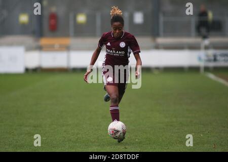 Dartford, Großbritannien. Januar 2020. Paige Bailey-Gayle (Leicester City) kontrolliert den Ball während des FA Women's Super League 2 Spiels zwischen London City und Leicester City im Princes Park in Dartford. FEDERICO GUERRA MARANESI/SPP Quelle: SPP Sport Press Foto. /Alamy Live Nachrichten Stockfoto