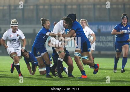 Parma, Italien. 1. Nov, 2020. parma, Italien, Sergio Lanfranchi Stadion, 01 Nov 2020, England n8 Sarah Beckett trägt den Ball während der Frauen 2020 - Italien gegen England - Rugby Six Nations Spiel - Credit: LM/Massimiliano Carnabuci Credit: Massimiliano Carnabuci/LPS/ZUMA Wire/Alamy Live News Stockfoto