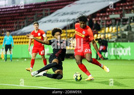 Farum, Dänemark. Oktober 2020. Tochi Tschukwuani (45) vom FC Nordsjaelland im 3F Superliga Match zwischen FC Nordsjaelland und FC Midtjylland in Right to Dream Park in Farum. (Foto Kredit: Gonzales Foto/Alamy Live News Stockfoto