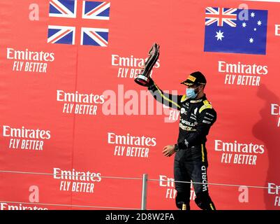 Imola, Italien. November 2020. 01.11.2020, Autodromo Enzo e Dino Ferrari, Imola, Formel 1 Emirates Gran Premio Dell'emilia Romagna 2020, Podium: 3. Platz für Daniel Ricciardo (AUS # 3), Renault DP World F1 Team Quelle: dpa/Alamy Live News Stockfoto