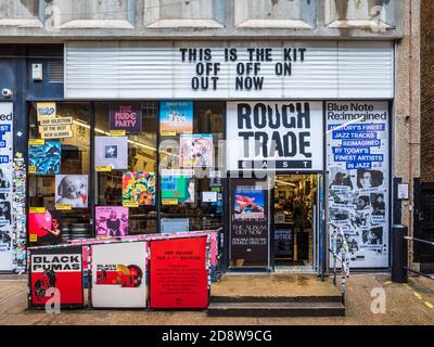 Rough Trade East - der Rough Trade East-Plattenladen in Londons schickem Stadtteil Shoreditch in der Nähe der Brick Lane. Stockfoto