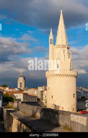 Frankreich, Charente-Maritime (17), La Rochelle, Tour de la Lanterne Turm und Zinnen Stockfoto