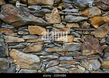 Schistes Detail eines typischen historischen antiken Hauses in der nördlich von Portugal Stockfoto