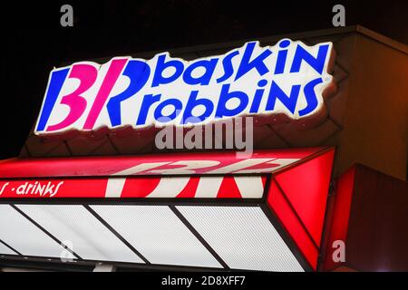 Baskin' Robbins-Schild in ihrem Woodside, Queens Laden. Dunkin Donuts / Baskin Robbins wurde von Inspire Marken gekauft, die Buffalo Wild Wings und Arby's besitzen. Stockfoto