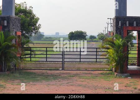 Modernes Front Gate und Rahmenhintergrund, indien Stockfoto