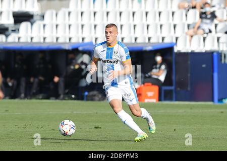 Leganes, Spanien. November 2020. Rodrigo Tarin (Leganes) Fußball : Spanisches 'La Liga Smartbank' Spiel zwischen CD Leganes 1-0 CD Mirandes im Estadio Municipal de Butarque in Leganes, Spanien . Quelle: Mutsu Kawamori/AFLO/Alamy Live News Stockfoto