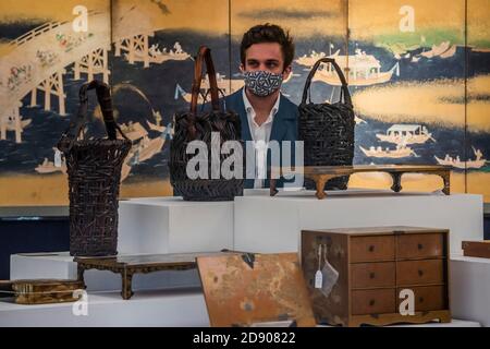 London, Großbritannien. November 2020. Feine japanische Kunst Teil einer Vorschau auf Bonhams' Asian Art Week-Verkäufe, die am 4/5. November in der neuen Bond Street fällig werden. Kredit: Guy Bell/Alamy Live Nachrichten Stockfoto