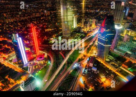 Antenne Nacht Panorama von Istanbul, Türkei Stockfoto