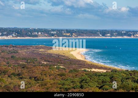 Studland Beach von Black Down Mound auf der Godlingston Heath, Dorset, England Stockfoto