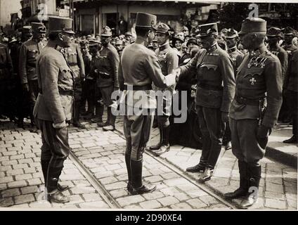 Kaiser Karl I. besucht Czernowitz am 6. August 1917 Stockfoto