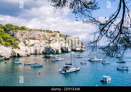 Panoramablick auf Cala Macarelleta, Menorca Spanien. Stockfoto