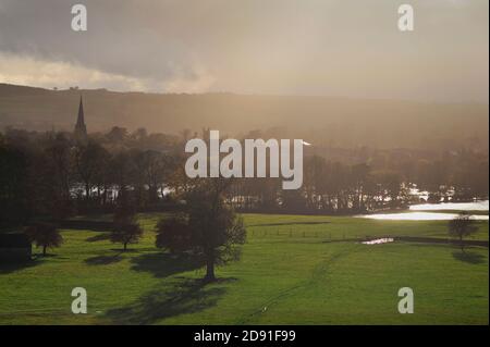 River Ure Überfluss in Masham North Yorkshire England Großbritannien Stockfoto