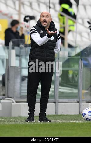 Vincenzo Italiano Manager von AC Spezia Gesten während Spezia Calcio vs Juventus FC, Italienische Fußball Serie A Spiel, cesena, Italien, 01 Nov 2020 Credit: Stockfoto