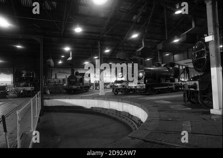 'Tornado','41708', 'Butler Henderson', '8217' und '251' im Rundhaus am Barrow Hill. Stockfoto