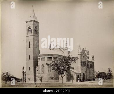 Kanpur Gedächtniskirche und Brunnen in den 1880er Jahren. Stockfoto