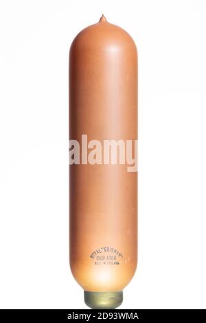 Royal Ediswan Radiator lamp, eine Carbon-Glühlampe mit hoher Wattzahl, die für Heizzwecke bei elektrischen Bränden entwickelt wurde. 1920er, 1930er, 1940er Stockfoto