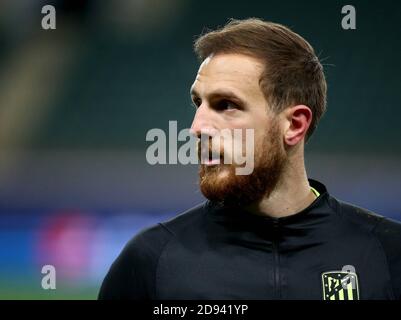 Moskau, Russland. November 2020. Atletico de Madrid Trainingseinheit in Moskau vor dem Champions League Fußballspiel Lokomotive gegen Atletico de Madrid. 02. November 2020. Oblak POOL/Atletico de Madrid/Cordon Press for Editorial Use Only Credit: CORDON PRESS/Alamy Live News Stockfoto