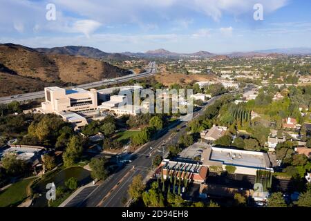 Luftaufnahmen über dem Conejo Valley und Thousand Oaks in Ventura County, Kalifornien Stockfoto