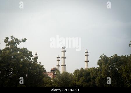 Grab von Akbar dem Großen in Sikandra Fort in Agra Stockfoto