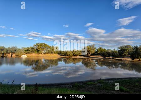 Panoramablick auf den Cooper River in Windorah, Queensland, QLD, Australien Stockfoto