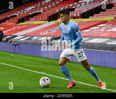 Joao Cancelo (27) von Manchester City mit dem Ball Stockfoto