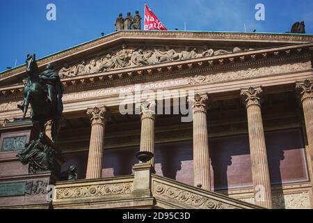 Alte Nationalgalerie in Berlin im Sonnenschein Stockfoto