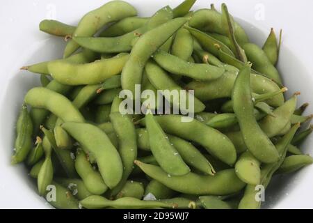 Edamame wie japanisches Essen Stockfoto