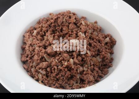 Hackfleisch zum Füllen mexikanischer Speisen oder für Bolognese Pasta Soße Stockfoto