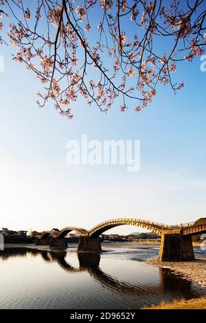 Asien, Japan, Honshu, Yamaguchi Präfektur, Iwakuni, Kintaikyo 5 Bogenbrücke Stockfoto