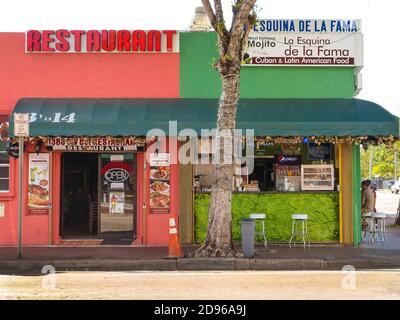 Kleines Restaurant. Calle 8: Little Havana. Miami. Florida. USA. Kleines Restaurant. Calle 8: Little Havana. Miami. Florida. USA.