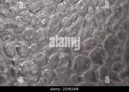 Wasser in einem Glas aus der Nähe Stockfoto