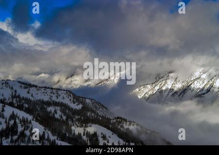 Snowbird Breaking through the Clouds After A Storm Stockfoto