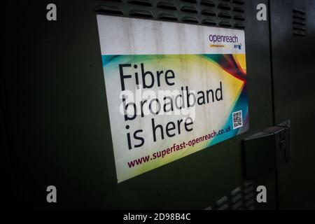 OpenReach Fiber Broadband ist hier Zeichen Stockfoto