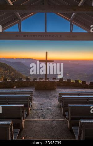 CLEVELAND, SOUTH CAROLINA - 2. NOVEMBER 2020: Pretty Place Chapel at Dawn. Stockfoto