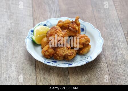 Karaage, japanisch gebratenes Huhn Stockfoto