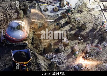 Wien, Wien: Baustellengrube, Bagger, Projekt 'Danube Flats', 22. Donaustadt, Wien, Österreich Stockfoto