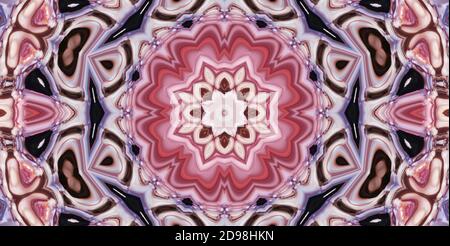Christmas Kaleidoskop Mandala. Nachtrunde ultraviolette Schneeflocke Muster. Schmelzender farbenfroher ultravioletter Hintergrund Stockfoto