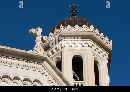 Detail aus der orthodoxen Kirche der Heiligen Verkündigung in Dubrovnik, Kroatien. Kreuz aus der östlichen orthodoxen Kirche. Stockfoto