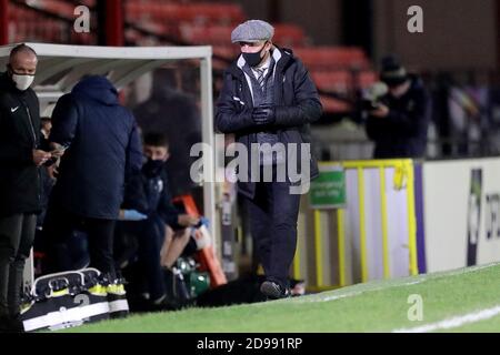 Cleethorpes, Großbritannien. November 2020. Grimbsy Town Manager Ian Holloway während des Sky Bet League 2 Spiels zwischen Grimsby Town und Barrow im Blundell Park, Cleethorpes am Dienstag, 3. November 2020. (Kredit: Mark Fletcher, Mi News) Kredit: MI Nachrichten & Sport /Alamy Live Nachrichten Stockfoto