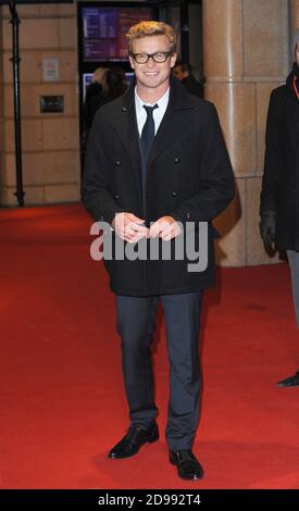 Simon Baker nimmt an der britischen Filmpremiere von 'I Give IT A Year' im Londoner Odeon West End Teil. 24. Januar 2013 © Paul Treadway Stockfoto