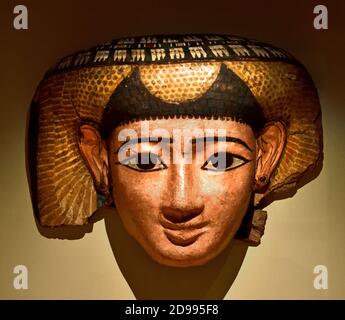 Maske 664-332 v. Chr. ( Polychromholz ), Ägypten, ägyptisch. Stockfoto