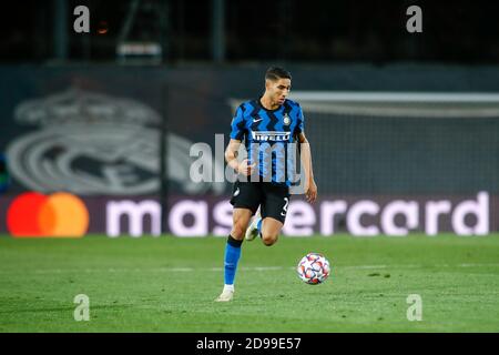 Madrid, Spanien. November 2020. Achraf Hakimi von Inter in Aktion während der UEFA Champions League, Gruppenphase, Gruppe B Fußballspiel zwischen Real Madrid CF und FC Internazionale am 3. November 2020 im Alfredo Di Stefano Stadion in Valdebebas bei Madrid, Spanien - Foto Oscar J Barroso / Spanien DPPI / DPPI Kredit: Lm/DPPI/Oscar Barroso/Alamy Live News Credit: Gruppo Editoriale LiveMedia/Alamy Live News Stockfoto