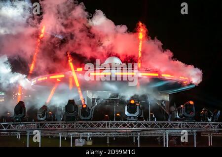 Glasgow, Schottland, Großbritannien. November 2020. GlasGLOW kehrt zum dritten Mal während der Halloween-Saison in den Botanischen Gärten zurück. Kredit: Skully/Alamy Live Nachrichten Stockfoto