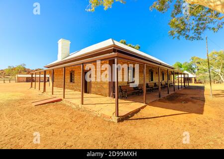 Gebäude der alten Telegrafenstation in Alice Springs. Ein historisches Wahrzeichen in Alice Springs, Northern Territory, Zentralaustralien. Outback Stockfoto