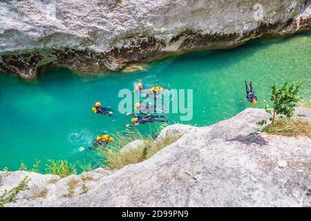 Canyoning in den Gorges du Verdon, Alpes de Haute Provence, Provence, Frankreich Stockfoto