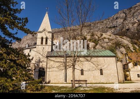 Kloster Ostrog in Montenegro - St. Vasilije Ostroski (untere Kirche) Stockfoto