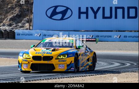 Nov 01 2020 Monterey, CA, U.S.A. Turner Motorsport # 96 Drivers B. Auberlen/R. Foley wird während der Hyundai Monterey Sports Car Championship in WeatherTech Laguna Seca Monterey, CA Thurman James/CSM in Kurve 4 Stockfoto