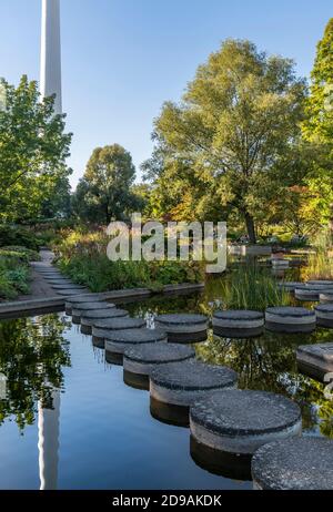 Planten un Blomen ist ein groer Stadtpark in Hamburg. Der Name Planten un  Blomen bedeutet "Pflanzen und Blumen" im Englischen Stockfotografie - Alamy